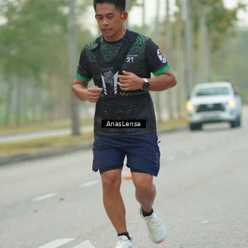 Runner Photo 8207828