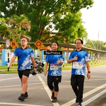 Runner Photo 8207860