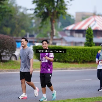 Runner Photo 8207871