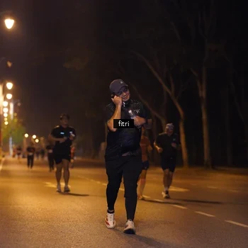 Runner Photo 8207879