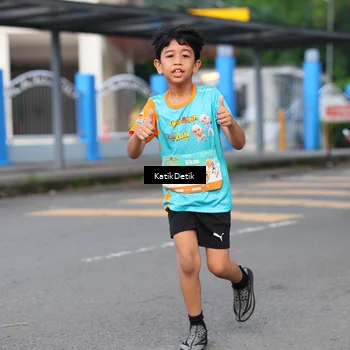 Runner Photo 8207890