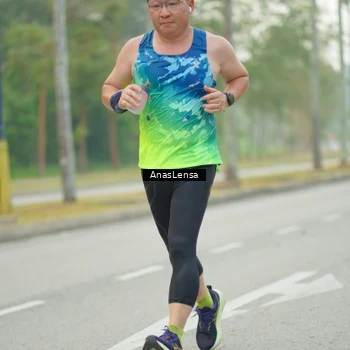 Runner Photo 8207909