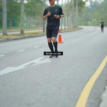 Runner Photo 8207913