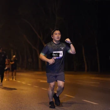 Runner Photo 8207925
