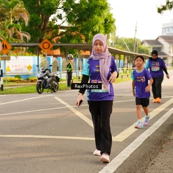 Runner Photo 8207936