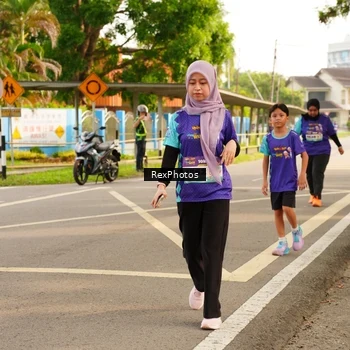 Runner Photo 8207957