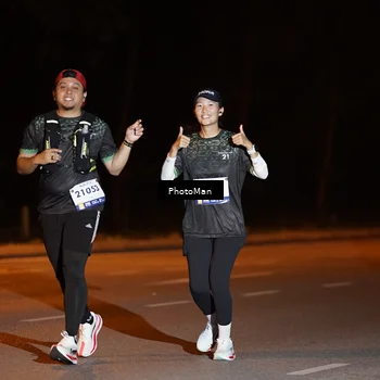Runner Photo 8207995