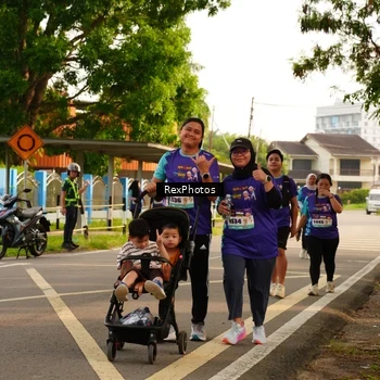 Runner Photo 8207997