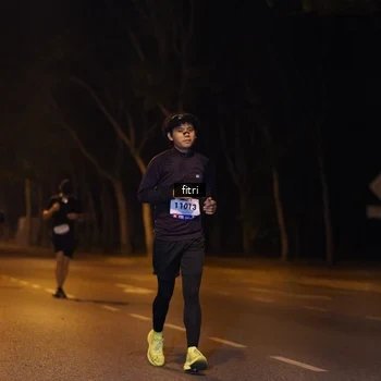 Runner Photo 8208000