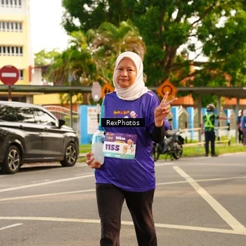 Runner Photo 8208005