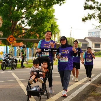 Runner Photo 8208013