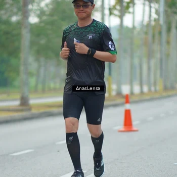 Runner Photo 8208015