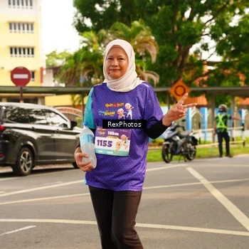 Runner Photo 8208020