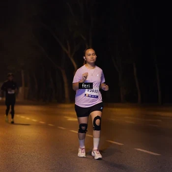 Runner Photo 8208022