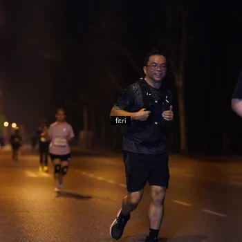 Runner Photo 8208030
