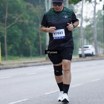 Runner Photo 8208035