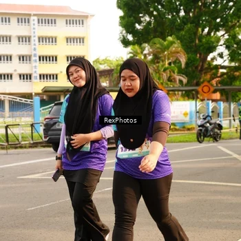 Runner Photo 8208040