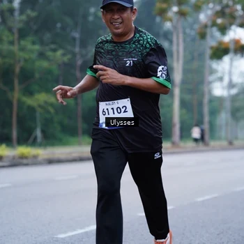 Runner Photo 8208059