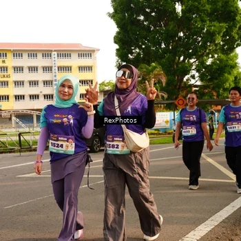 Runner Photo 8208070