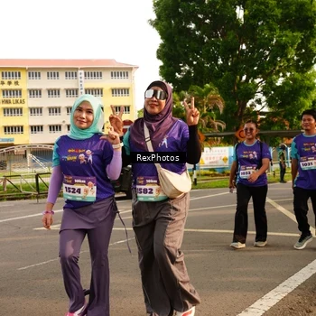 Runner Photo 8208083