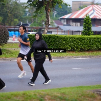 Runner Photo 8208097