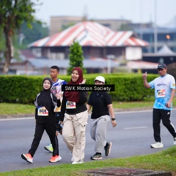 Runner Photo 8208098