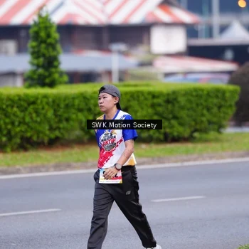 Runner Photo 8208191