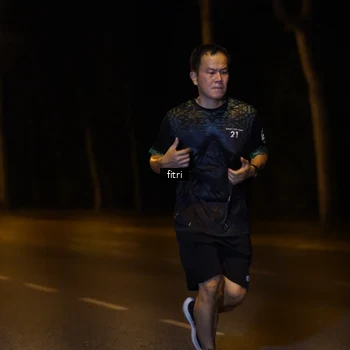 Runner Photo 8208195