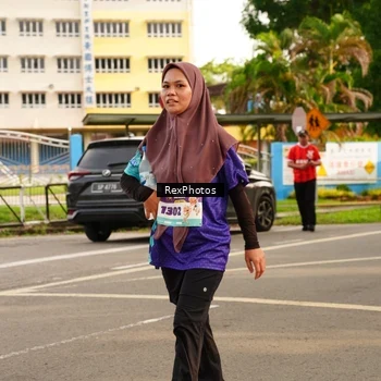 Runner Photo 8208201