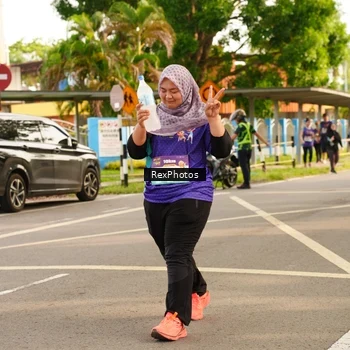 Runner Photo 8208211