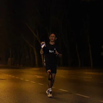 Runner Photo 8208223