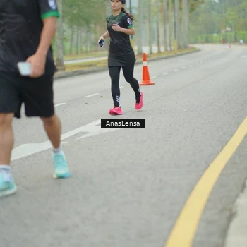 Runner Photo 8208230