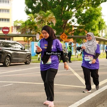 Runner Photo 8208244