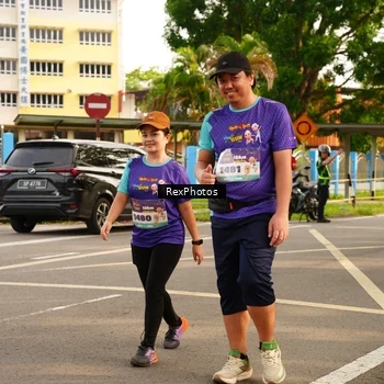 Runner Photo 8208245