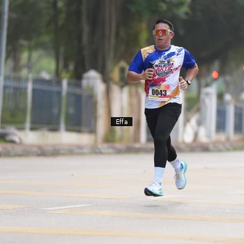 Runner Photo 8208247