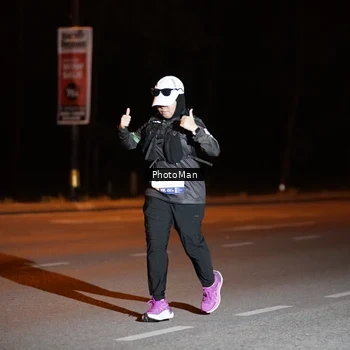 Runner Photo 8208263