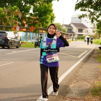 Runner Photo 8208302