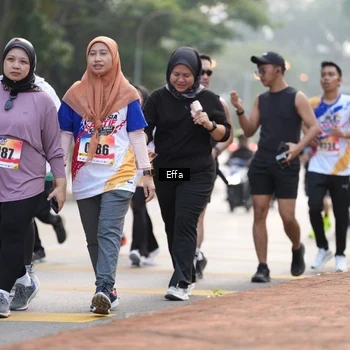 Runner Photo 8208313