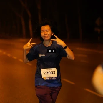 Runner Photo 8208333