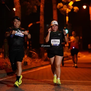 Runner Photo 8208335