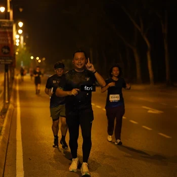 Runner Photo 8208353
