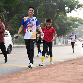 Runner Photo 8208358