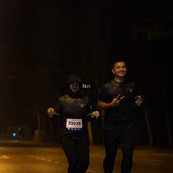 Runner Photo 8208375