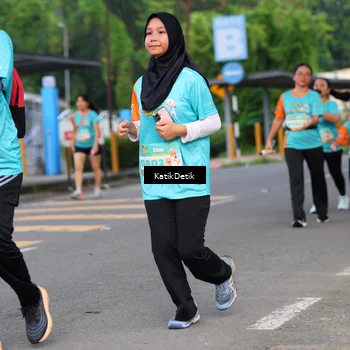 Runner Photo 8208402