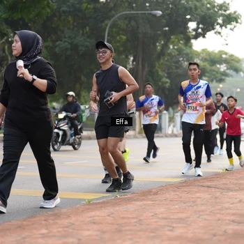 Runner Photo 8208403