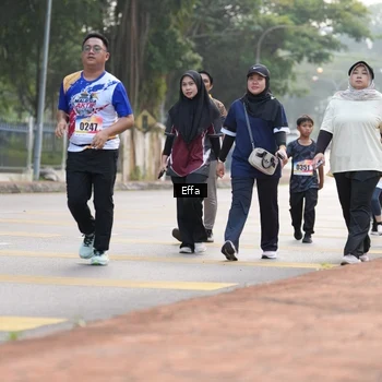 Runner Photo 8208435