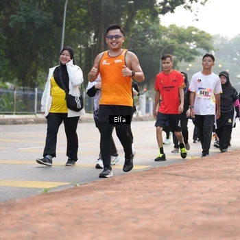 Runner Photo 8208512