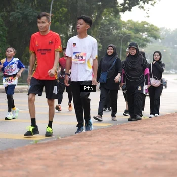 Runner Photo 8208557