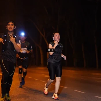 Runner Photo 8208598