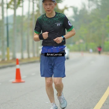 Runner Photo 8208630